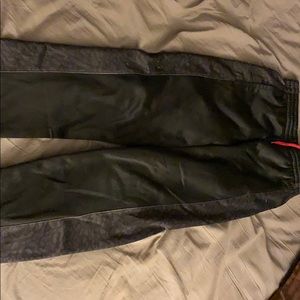 Nike Air Jordan therma fit boys sweatpants